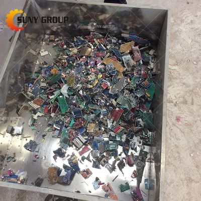 Machine de recyclage de cartes de circuits imprimés