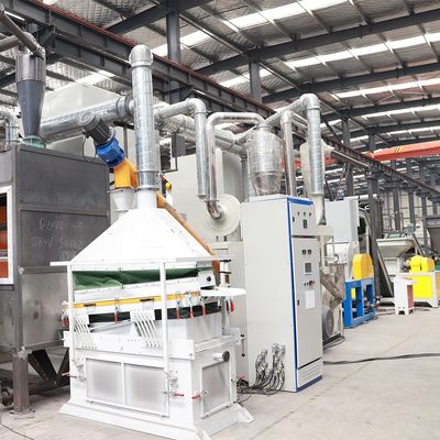 Machines de recyclage de panneaux solaires en déchets pour les demandes des clients