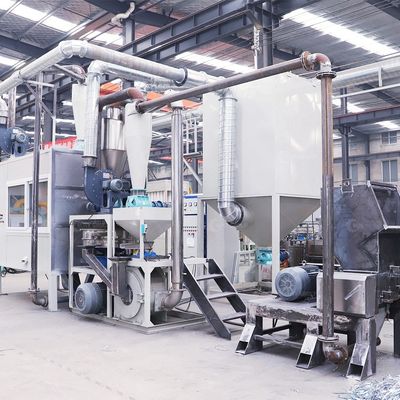 200-1000 kg/h Capacité de recyclage de sacs stratifiés en position debout avec un poids de 2500 kg
