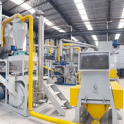 Machine de recyclage 220/380V pour séparer les déchets de panneaux composites de plastique d'aluminium