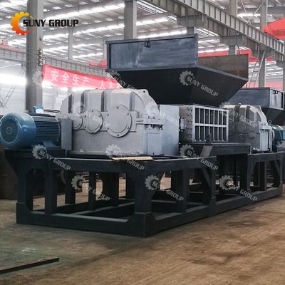 La machine de déchiquetage de bouteilles en plastique de 2300 kg est la solution ultime pour les industries