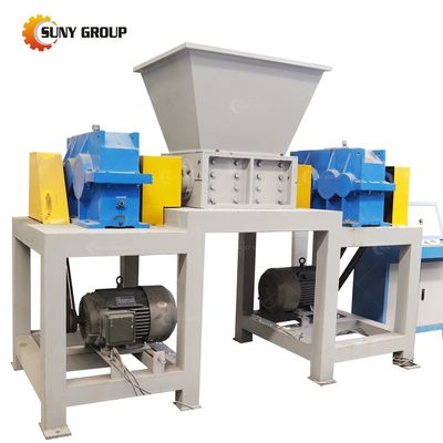 Machine à déchiqueter les déchets électroniques à double arbre pour le recyclage des déchets plastiques et métalliques, de 15 kW