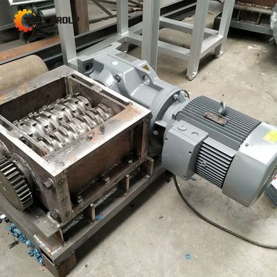 Machine de découpe de papier compacte utilisée avec tension 380V/50Hz et taille 1200*600*1000mm