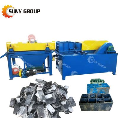 Machine de recyclage des batteries de 200 à 3000 kg/h pour le démontage des déchets de batteries au plomb acide