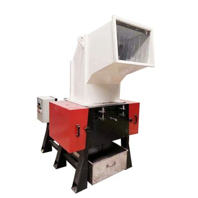 Machine de concassage de voiture en plastique de type couteau en couleur personnalisée pour les clients finaux