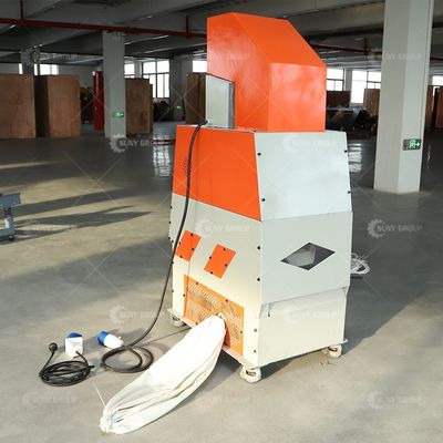 Machine de séparation de fil de fer pour le recyclage des déchets de câbles Capacité de granulateur 30-50 kg/h