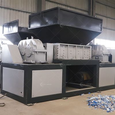 Déchireur à double arbre contrôlé par PLC pour le recyclage du papier plastique en boîte en bois