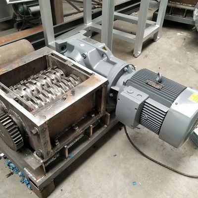Mini machine à déchiqueter des feuilles de métal en plastique à double arbre avec vidéo-inspection sortante