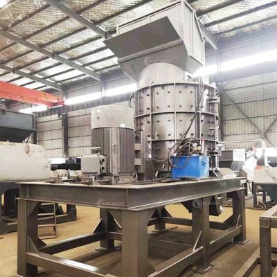 Machine de broyage à marteaux verticaux de diamètre rotatif de 1000 mm pour le recyclage des déchets moteurs au mieux