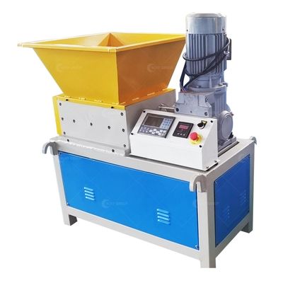 800-5000 kg/h Capacité petite déchiqueteuse à double arbre pour le papier pour satisfaire les besoins du client